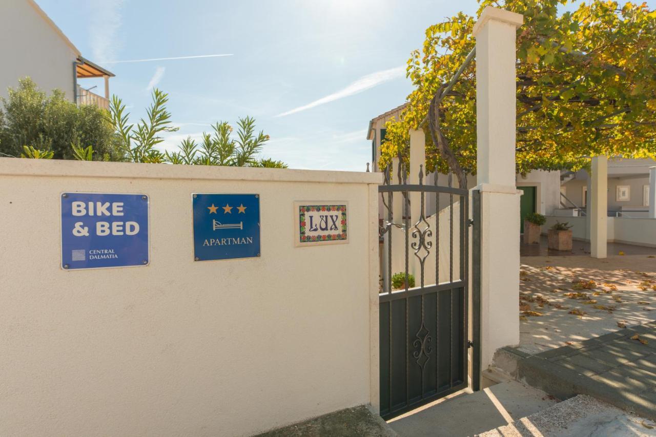 Apartments Lux Bol Exterior foto